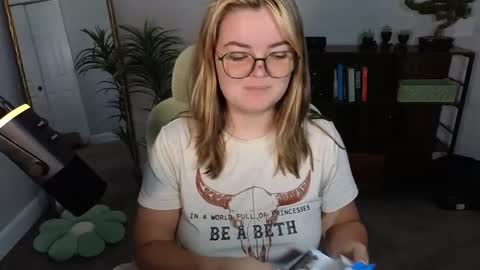 Bri online show from 18, 9, 2025