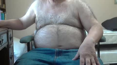 Snapshot of quietnshy2 chatting on 26, 10, 2025 quietnshy2 online show from 26, 10, 2025