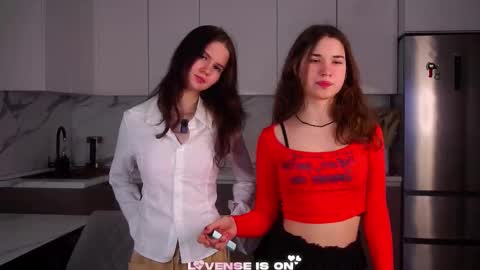 Snapshot of quyenkjos chatting on 14, 12, 2025 Alice online show from 14, 12, 2025