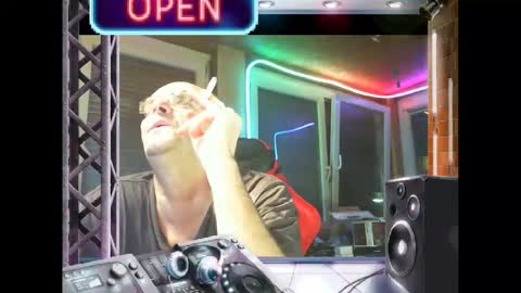 dj mike online show from 10, 1, 2025