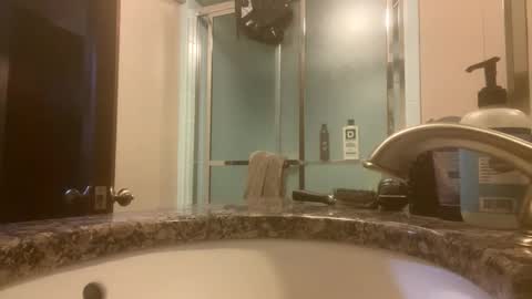 rabbi_poolnoodle online show from 22, 9, 2025