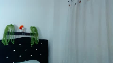 Snapshot of rachel__moon chatting on 19, 7, 2026 Valentina online show from 19, 7, 2026