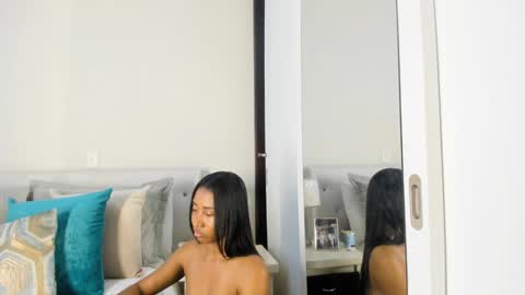 Snapshot of rachel_evans_xx chatting on 18, 1, 2025 rachel online show from 18, 1, 2025