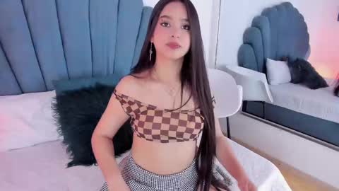 Snapshot of rachel_ribeiro chatting on 5, 3, 2025 Rachel Ribeiro online show from 5, 3, 2025