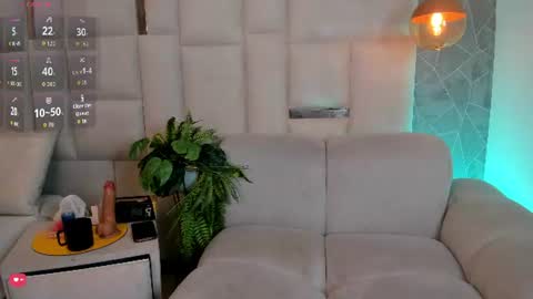 Snapshot of rachel_ruso chatting on 15, 6, 2026 RACHEL online show from 15, 6, 2026