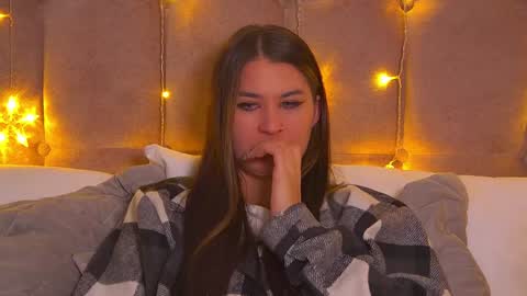RachellSimpson online show from 5, 12, 2024