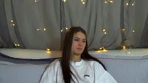 RachellSimpson online show from 18, 11, 2025