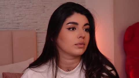 RachelSwaan online show from 17, 1, 2025