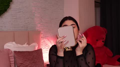 RachelSwaan online show from 27, 2, 2025