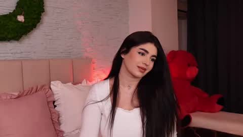 RachelSwaan online show from 28, 2, 2025