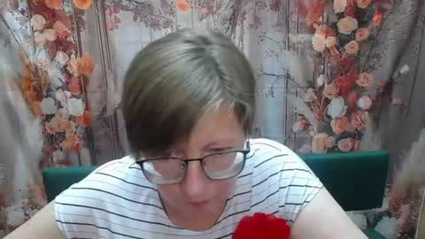 Snapshot of radachudna chatting on 7, 7, 2026 RadaChudna online show from 7, 7, 2026