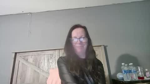 Radiant Peach Goddess online show from 17, 2, 2025