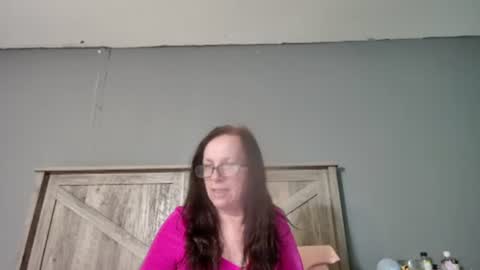 Radiant Peach Goddess online show from 24, 2, 2025