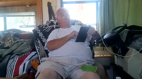 Snapshot of radiomantim chatting on 21, 6, 2026 Radioman for fun online show from 21, 6, 2026