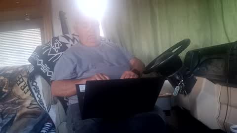 Snapshot of radiomantim chatting on 2, 7, 2026 Radioman for fun online show from 2, 7, 2026