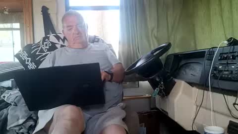 Snapshot of radiomantim chatting on 15, 7, 2026 Radioman for fun online show from 15, 7, 2026