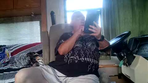 Snapshot of radiomantim chatting on 19, 7, 2026 Radioman for fun online show from 19, 7, 2026