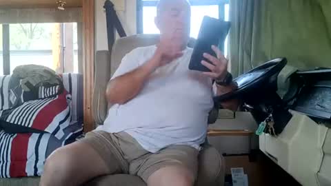 Snapshot of radiomantim chatting on 23, 7, 2026 Radioman for fun online show from 23, 7, 2026