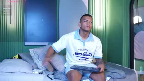 Snapshot of rafa_cruz chatting on 18, 11, 2025 rafa_cruz online show from 18, 11, 2025