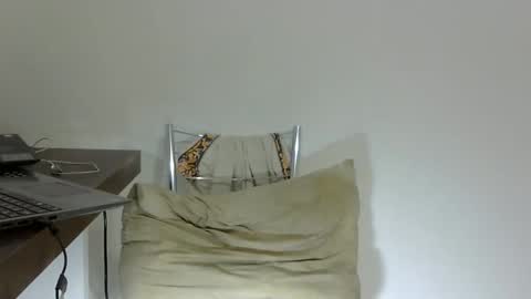 Snapshot of rafaelssk chatting on 14, 2, 2026 elenacam online show from 14, 2, 2026