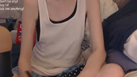RainyDayEm online show from 25, 7, 2026
