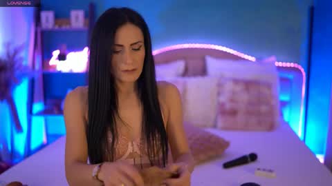 RaisaVawn online show from 9, 4, 2026