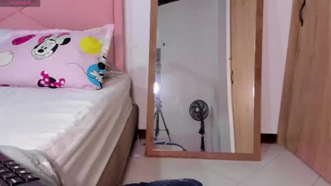  Nina  online show from 21, 4, 2026