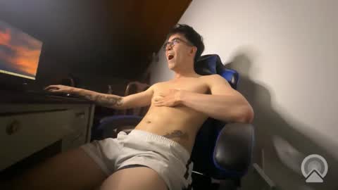 Snapshot of rakhubs chatting on 13, 2, 2026 Enzo online show from 13, 2, 2026