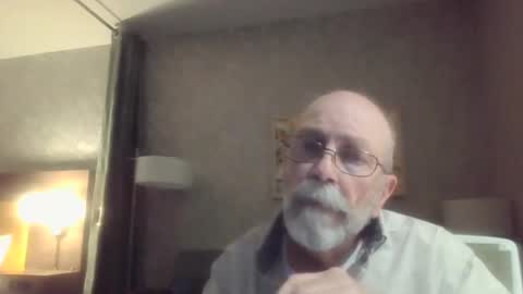 Snapshot of ralphcates9 chatting on 20, 5, 2026 ralphcates9 online show from 20, 5, 2026