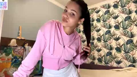 Snapshot of ranaeriveras chatting on 16, 10, 2025 ShyBerry online show from 16, 10, 2025