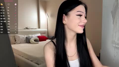 Snapshot of randiburt_ chatting on 9, 2, 2026 Luna online show from 9, 2, 2026