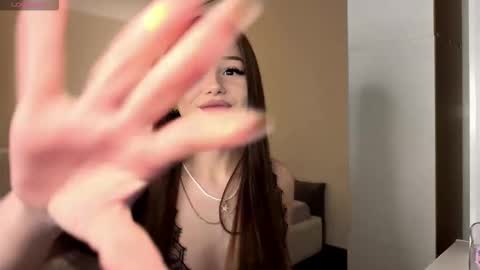 Snapshot of randiburt_ chatting on 22, 3, 2026 Luna online show from 22, 3, 2026