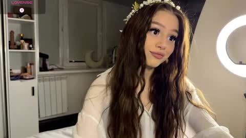 Snapshot of randiburt_ chatting on 28, 3, 2026 Luna online show from 28, 3, 2026