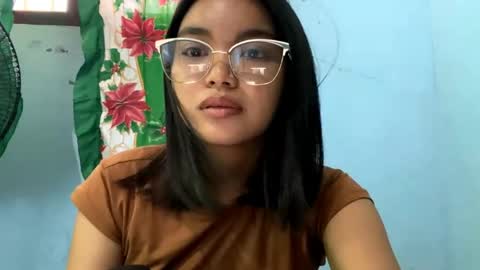 Ava online show from 10, 4, 2026