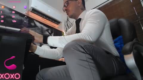 Snapshot of randylukehot chatting on 13, 9, 2025 randylukehot online show from 13, 9, 2025