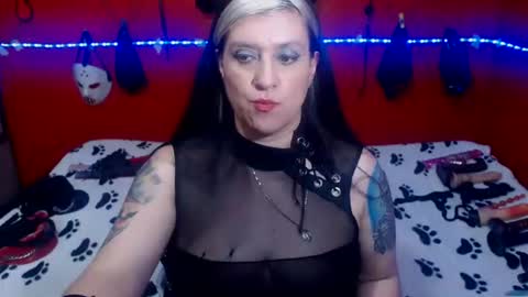 Snapshot of randymaturex01 chatting on 19, 11, 2025 Sonia online show from 19, 11, 2025
