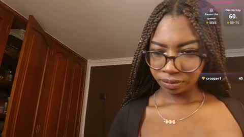 Raquel online show from 26, 10, 2025