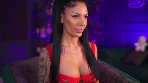 Snapshot of raquellevon chatting on 21, 12, 2024 Raquelle online show from 21, 12, 2024