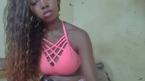 Snapshot of rasoanirinaa chatting on 2, 5, 2026 rasoanirinaa online show from 2, 5, 2026