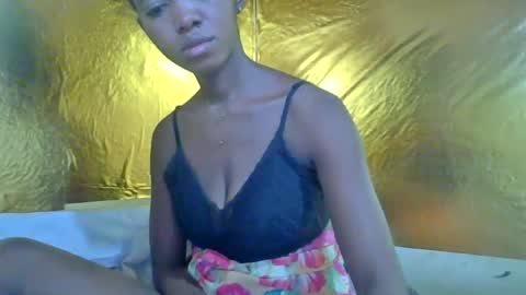 Snapshot of rasoanirinaa chatting on 18, 6, 2026 rasoanirinaa online show from 18, 6, 2026