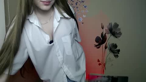 Snapshot of raspberry0101 chatting on 6, 12, 2024 raspberry0101 online show from 6, 12, 2024