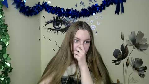 Snapshot of raspberry0101 chatting on 24, 12, 2024 raspberry0101 online show from 24, 12, 2024