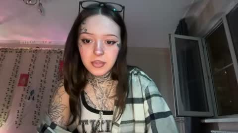 Snapshot of raven_armor chatting on 6, 7, 2026 raven_armor online show from 6, 7, 2026