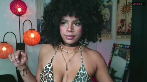 Snapshot of raven_luv chatting on 16, 9, 2025 raven online show from 16, 9, 2025