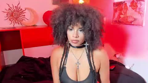 Snapshot of raven_luv chatting on 10, 7, 2026 raven online show from 10, 7, 2026