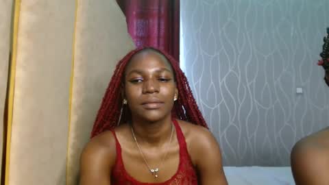 Snapshot of raven_luxe chatting on 7, 5, 2026 Raven online show from 7, 5, 2026