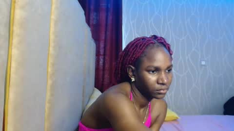 Snapshot of raven_luxe chatting on 16, 5, 2026 Raven online show from 16, 5, 2026