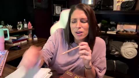 raven_ravish online show from 10, 3, 2025