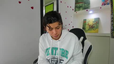 Snapshot of raven_rouge chatting on 17, 5, 2026 gata online show from 17, 5, 2026