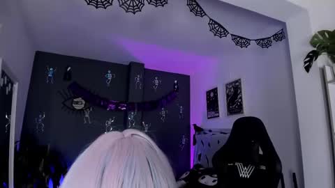 Raven Witch online show from 3, 10, 2025